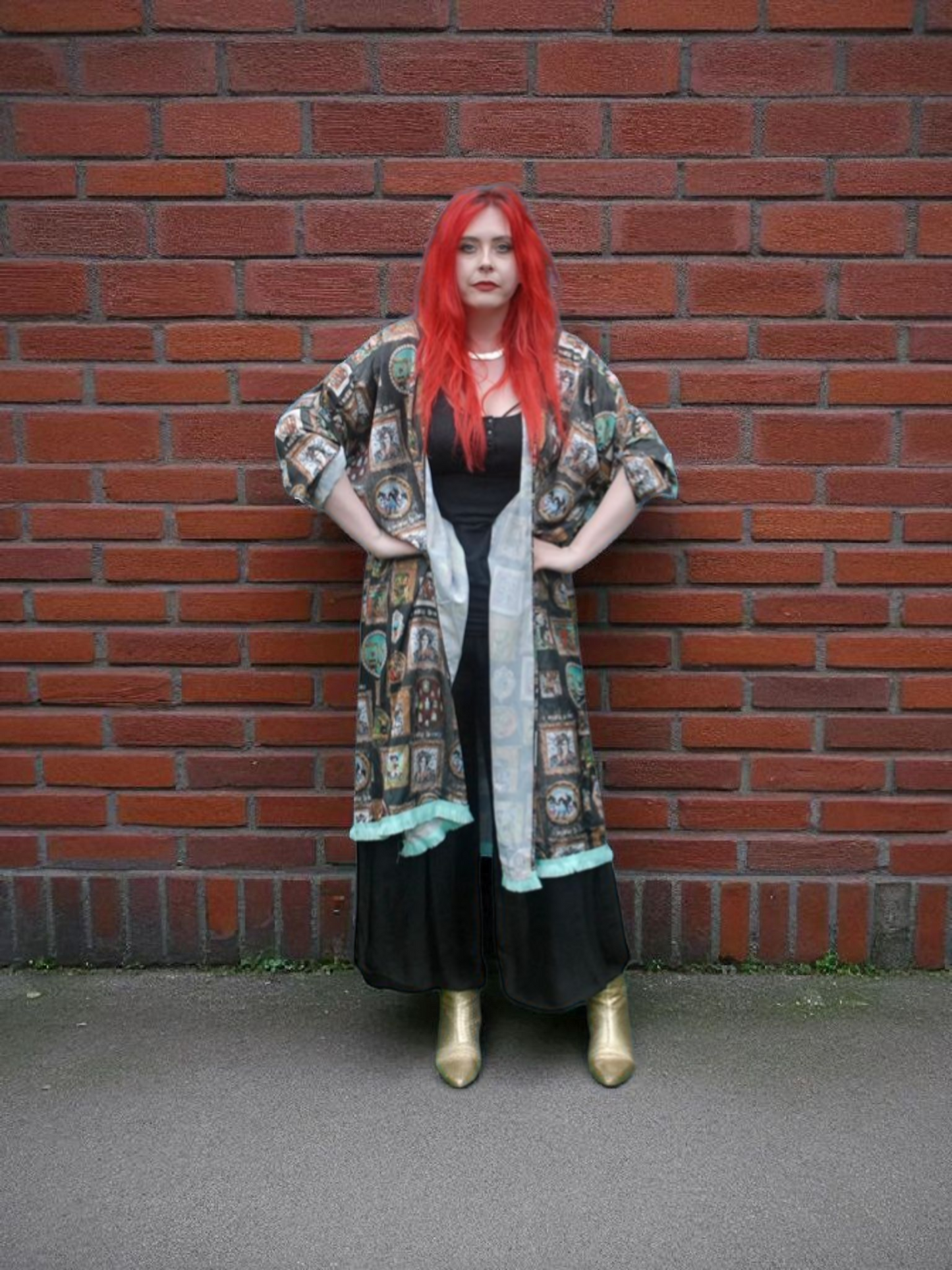 Charcoal 'I Love Frida' Vintage Frames Kimono