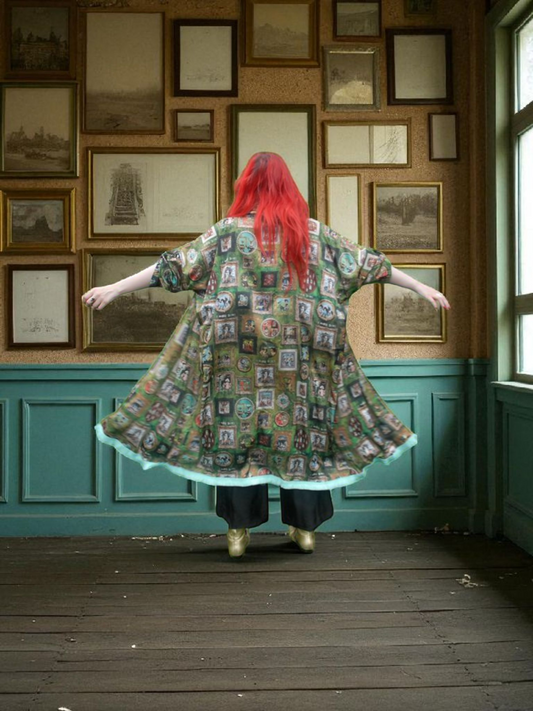 Emerald Green 'I Love Frida' Vintage Frames Kimono