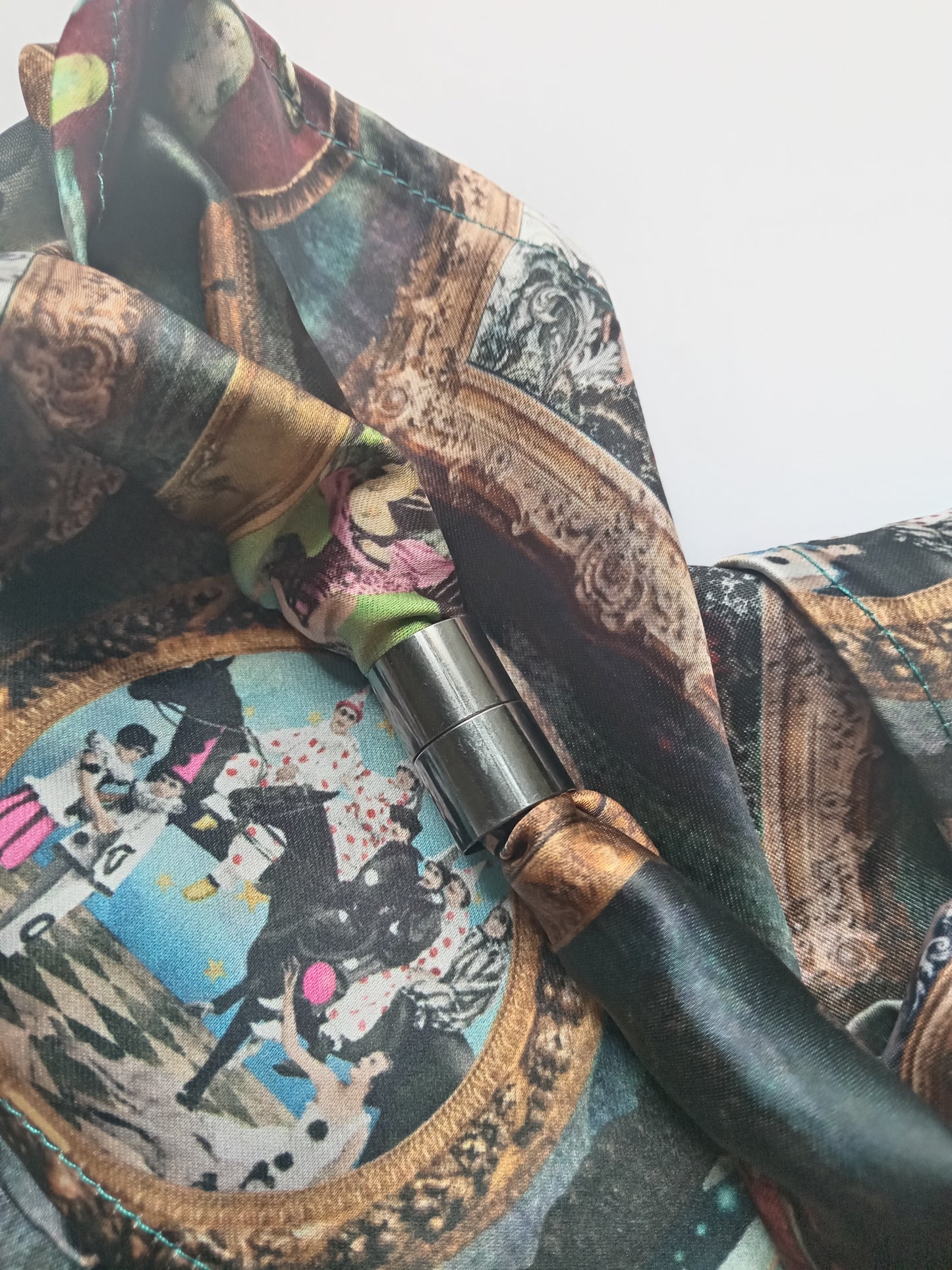 Blue-Green 'I love Frida' Vintage Frames Scarf